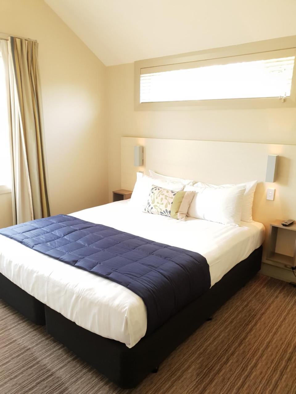 Hananui Lodge And Apartments Ръсел Екстериор снимка