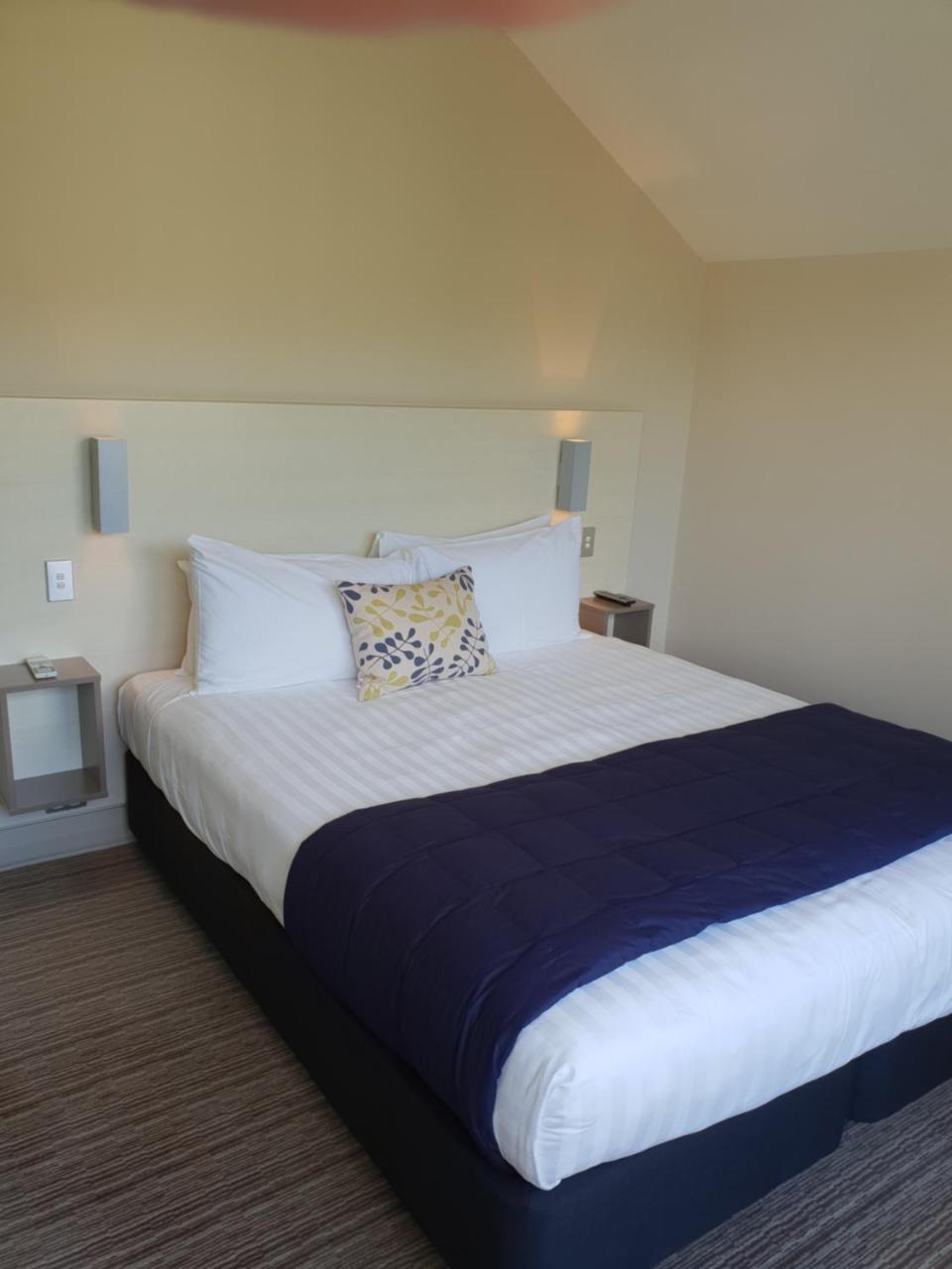 Hananui Lodge And Apartments Ръсел Екстериор снимка