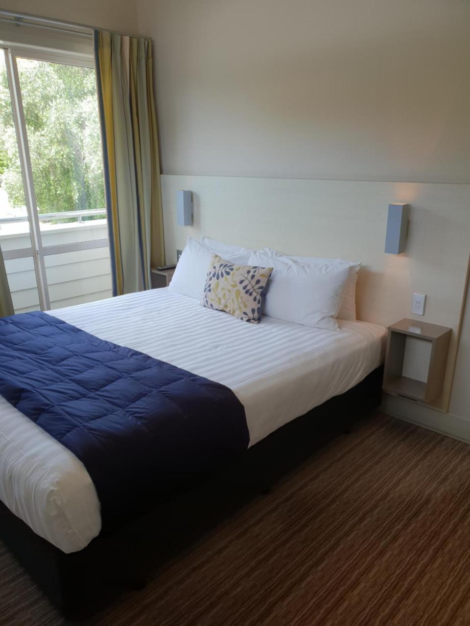 Hananui Lodge And Apartments Ръсел Екстериор снимка