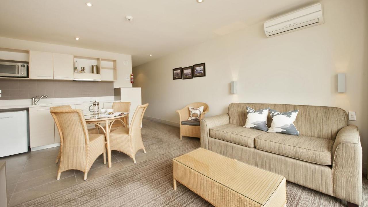 Hananui Lodge And Apartments Ръсел Екстериор снимка