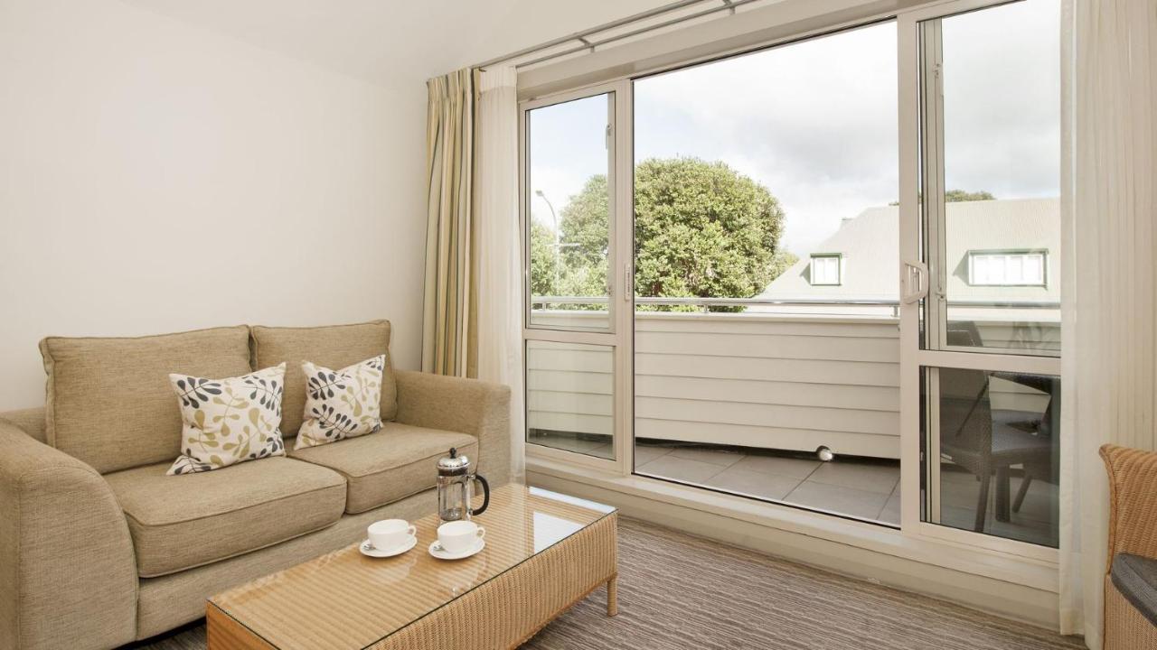 Hananui Lodge And Apartments Ръсел Екстериор снимка