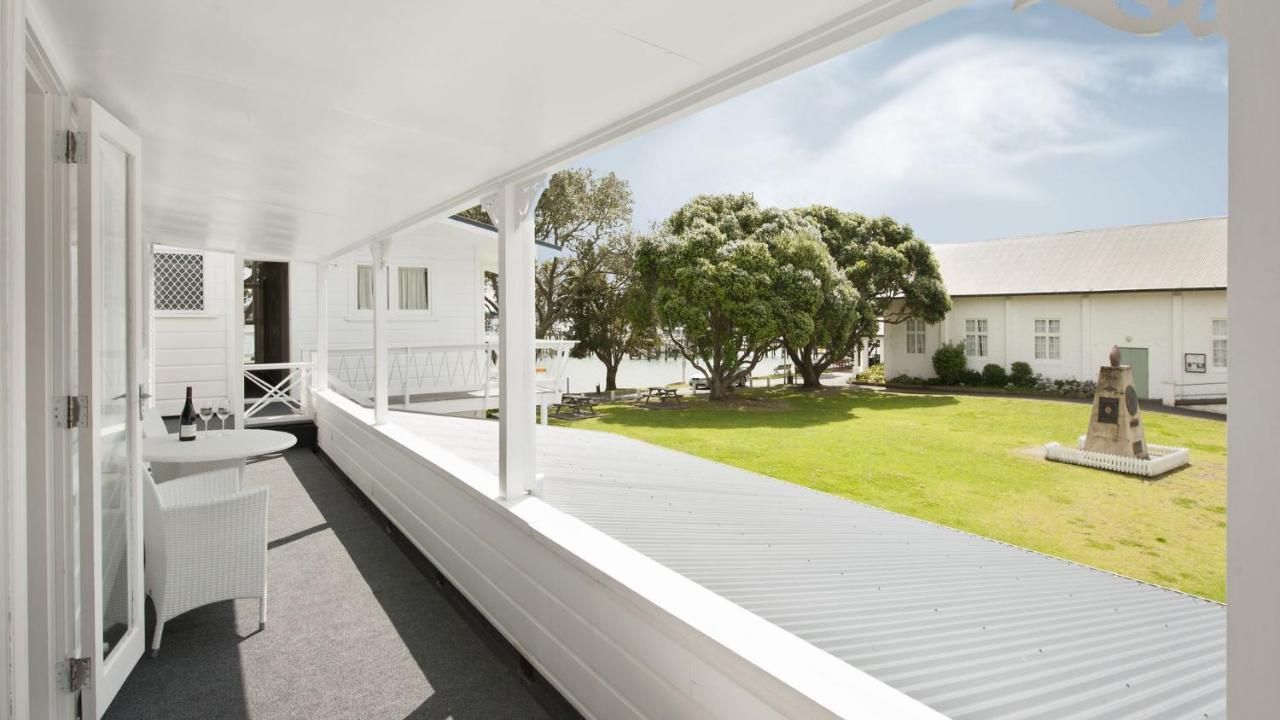 Hananui Lodge And Apartments Ръсел Екстериор снимка