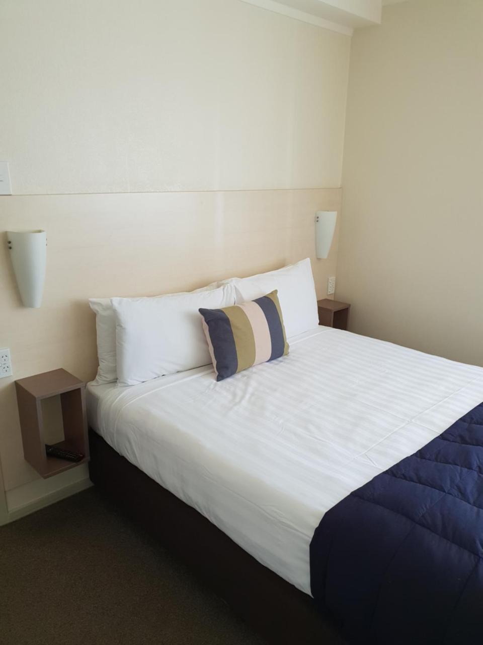 Hananui Lodge And Apartments Ръсел Екстериор снимка